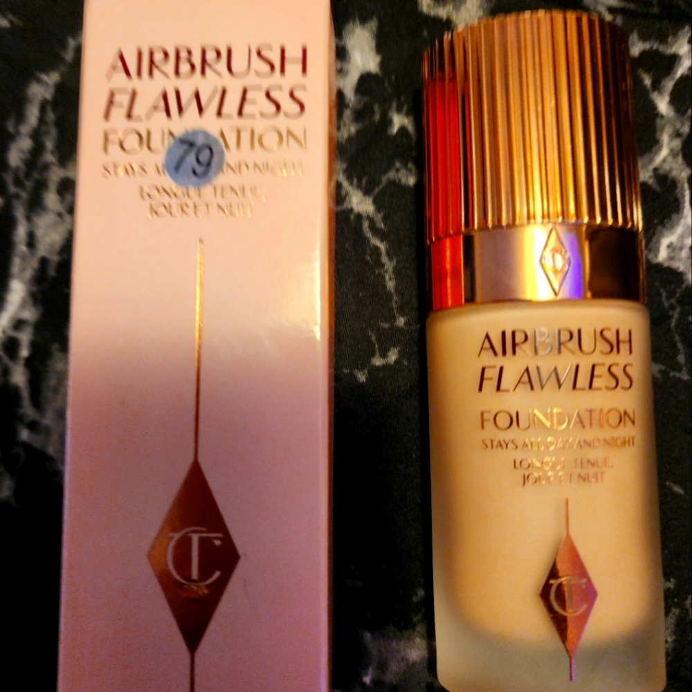 Charolette Tilbury Airbrush Flawless Foundation